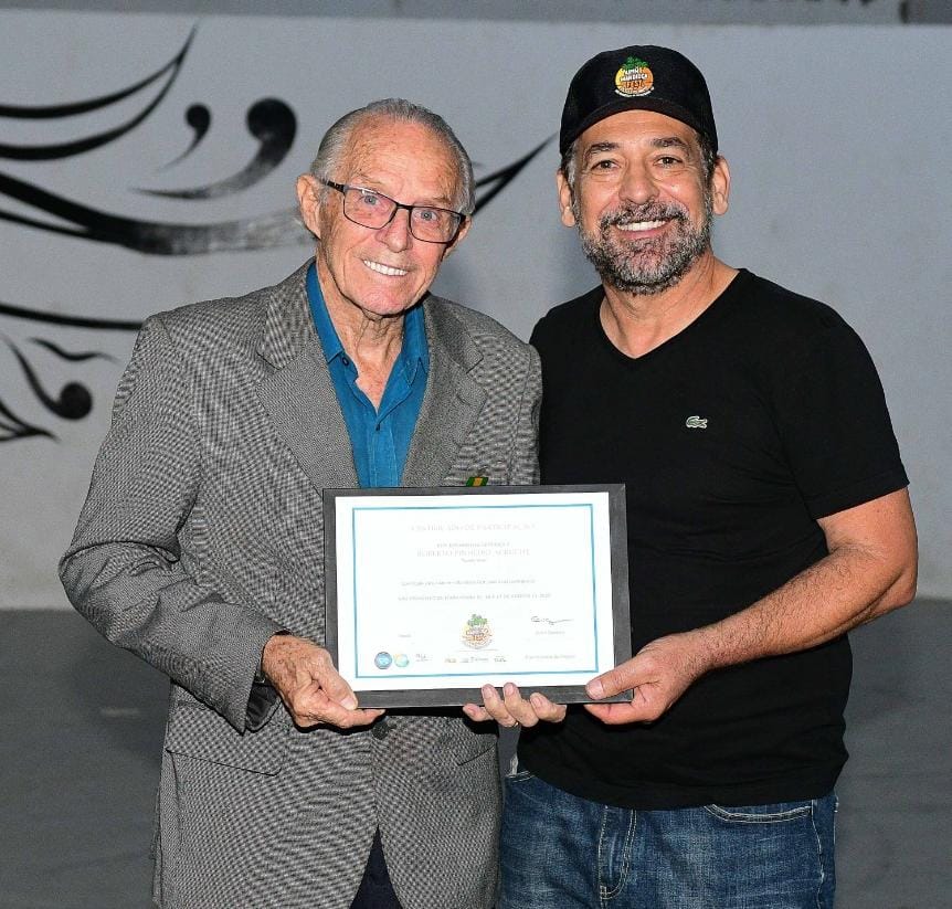 Roberto Acruche, homenageado